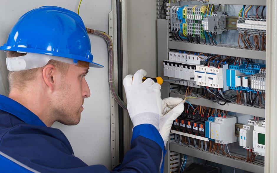 travail électricien Saint-Mandé